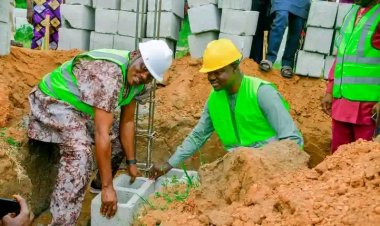 TASUED Alumni Association Gifts University a 72-Room Postgraduate Hostel