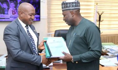 Professor Hakeem Fawehinmi Formally Assumes Office as UNIABUJA Vice-Chancellor