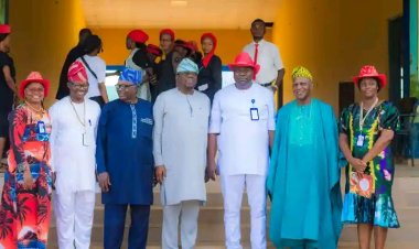 OGITECH Celebrates 2025 Christmas Carol with "Worship The King" Theme