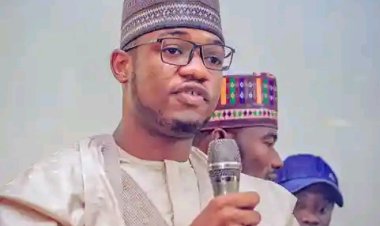 Ahmadu Bello University Students Commend SRC President as School Fees Refunds Commence