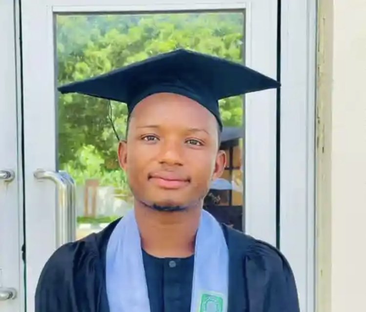 Umar Abubakar Graduates with First Class in B.Sc. (Ed) Biology