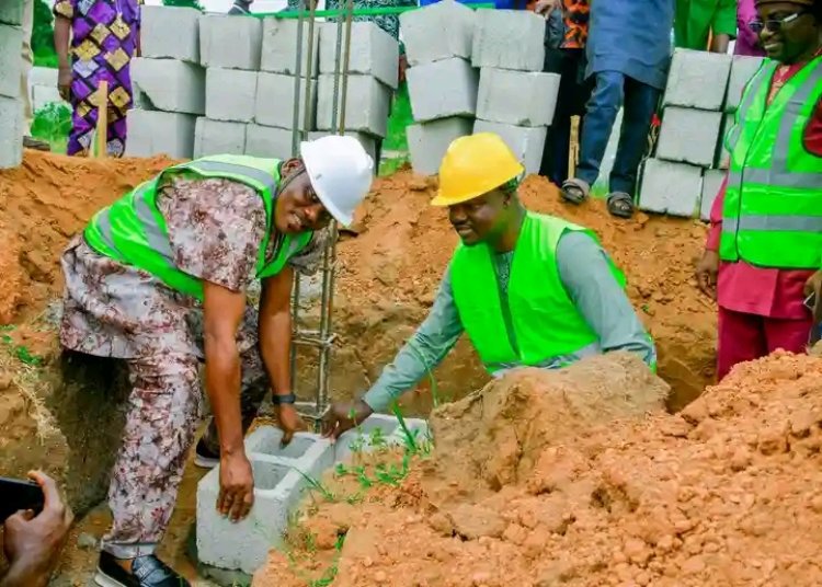 TASUED Alumni Association Gifts University a 72-Room Postgraduate Hostel