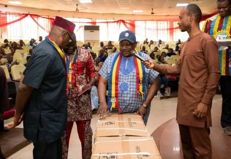 UNIZIK Vice-Chancellor, Professor Ugochukwu Bond Stanley Anyaehie, Joins NAAT End-of-Year Congress and Get-Together