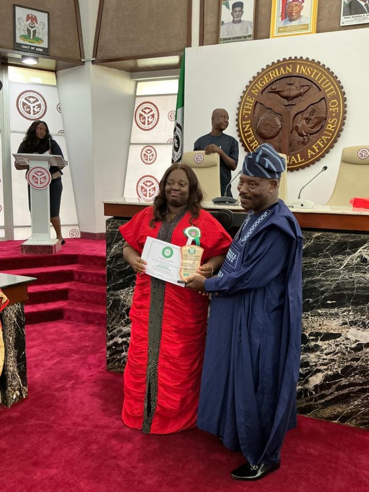 UNILAG’s Dr. Chika Yinka-Banjo Honored at 2025 Nigerian Achievement Awards
