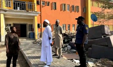 FULafia Vice-Chancellor Inspects Hostel Renovations, Reaffirms Student Welfare Priority