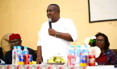 UNIZIK Vice-Chancellor Prof. Bond Anyaehie Conducts Landmark Visit to Nnewi Campus for Facility Inspection and Staff Engagement