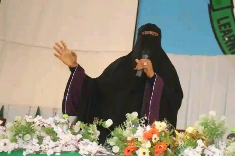 Al-Hikmah University ASDAC Welcomes Freshers with "Climbing the Steps" Orientation Program