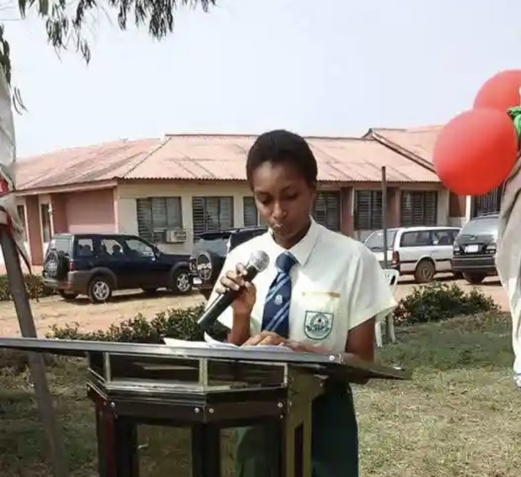 FUNIS Alumna Motunrayo Sowunmi Gains Global Recognition as CNBC Africa Market Analyst