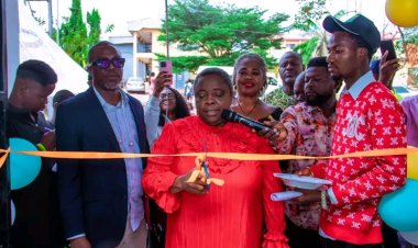 COOU Management Commissions University Souvenir Shop