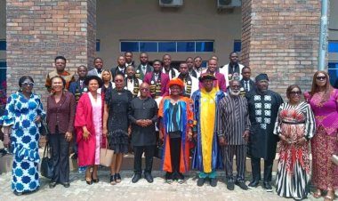 COOU Holds Supplementary Induction Ceremony for 17 Medical Graduates