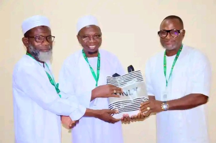 Department of English and Literary Studies Honours Outgoing FULafia Vice-Chancellor