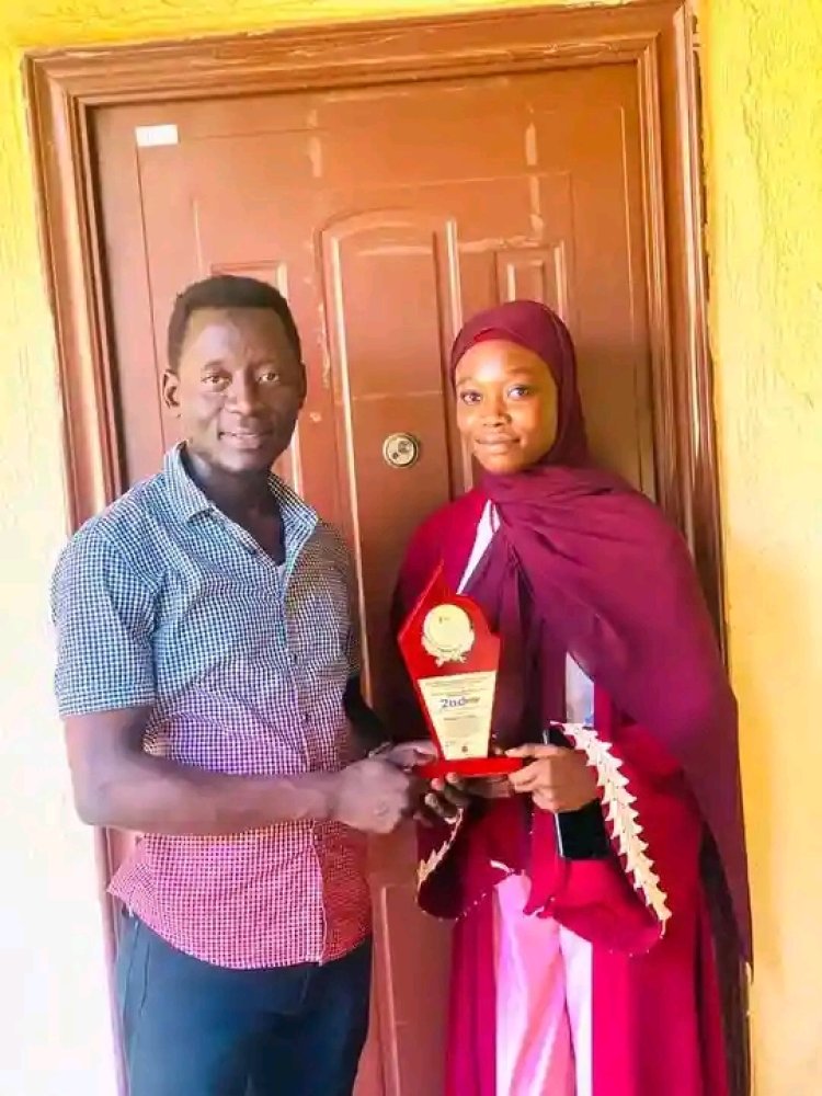 NSUK English Student Honors Mentors After Prestigious Award Win