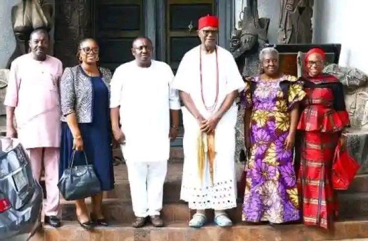 Obi of Onitsha Applauds UNIZIK VC’s Leadership as Peace Returns to Campus