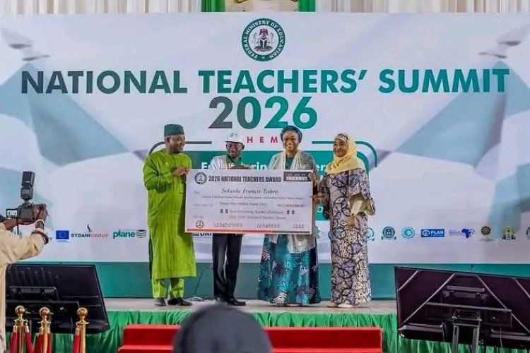 University of Ilorin Graduate Wins Nigeria’s Best Primary School Teacher Award