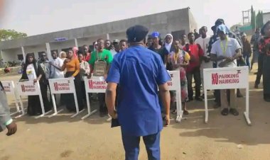 VC Professor Hakeem Babatunde Fawehinmi Inspects Ongoing Examinations at Yakubu Gowon University