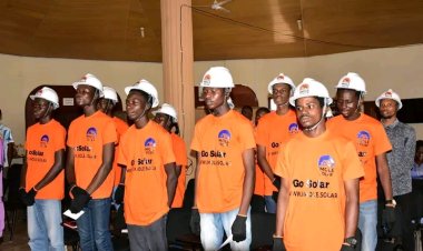 FUTA Alumnus Daniel Adeniyi Trains Students on Solar Technology through Tech Incubation Centre