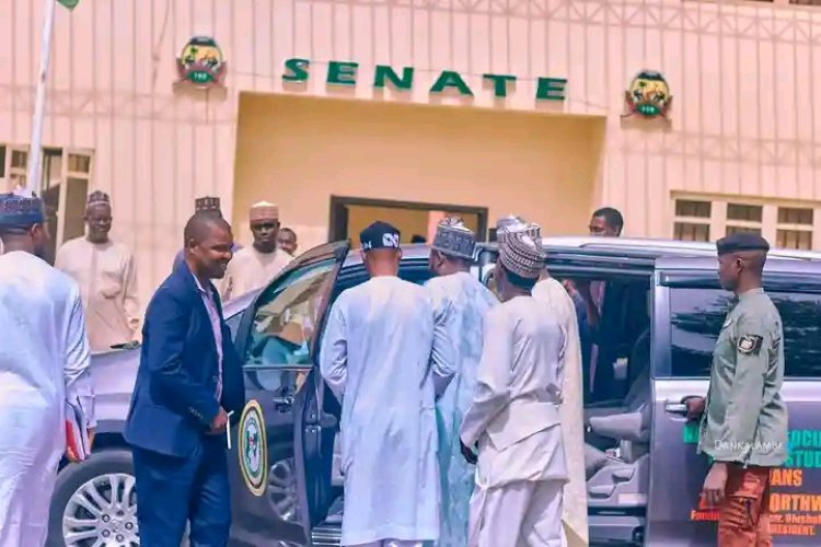 FUD Management Receives NANS Zone A Coordinator and SUG President Following Ministerial Car Gift