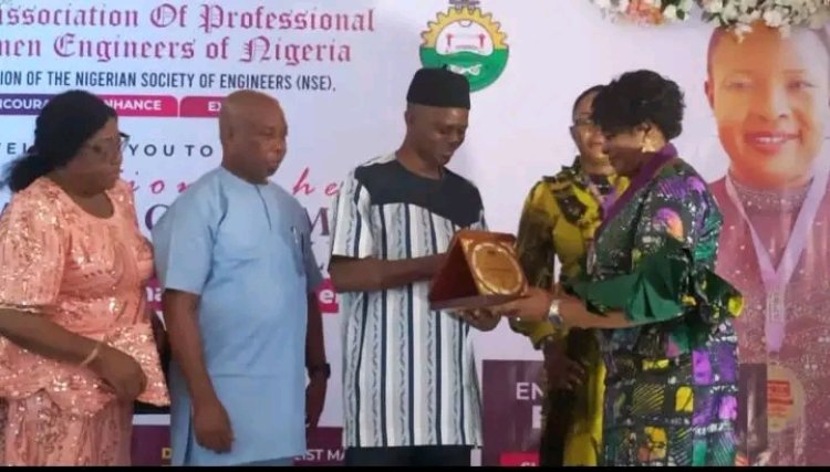 UNIDEL VC Receives Leadership Award, Urges Women to Break Barriers in Engineering