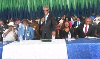 FUOYE Vice-Chancellor Rewards Venite University Student Media Team for Exceptional Professionalism