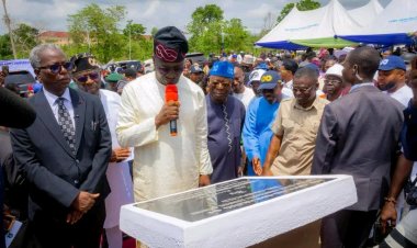 Governor Okpebholo Boosts Edo State University with ₦2bn Grant and 4 New Buses