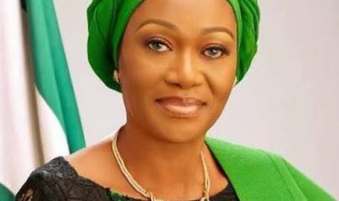 FG Begins Distribution of 140,000 Storybooks Donated by Oluremi Tinubu to Public Schools