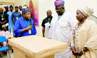 FULafia Library Honours Outgoing Librarian, Welcomes Successor