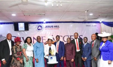 UCH CMD Felicitates RCCG Jesus Hills on 18th Anniversary