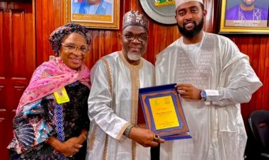 KWASU Vice-Chancellor Visits National Gallery of Art Director-General