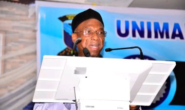 Demonstration Secondary School Honours Outstanding Students At 28th Prize-Giving Ceremony