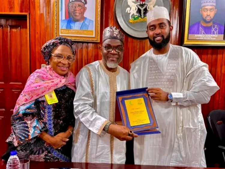 KWASU Vice-Chancellor Visits National Gallery of Art Director-General