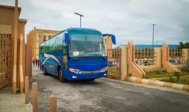 FUL VC Strengthens Staff Welfare as He Unveils 52-Seater Bus Donated by Customs CG Adeniyi