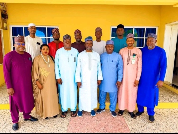 FCE(T) Gombe Provost Leads Management on Congratulatory Visit to Sports and Youth Development Commissioner