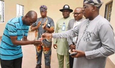 VC Hands Over Newly Constructed Classroom Block to FUNIS