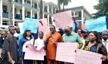 King’s College Concession Sparks Protest as Workers Threaten Nationwide Unity Colleges Shutdown