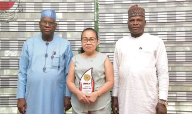 MAU Bursary Celebrates Chief Investment Officer After 35 Years of Meritorious Service