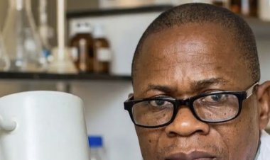 FUOYE VC Rewards Academic Excellence as Dr. Sunday Ajayi Bags Cash Award for High-Impact Publications