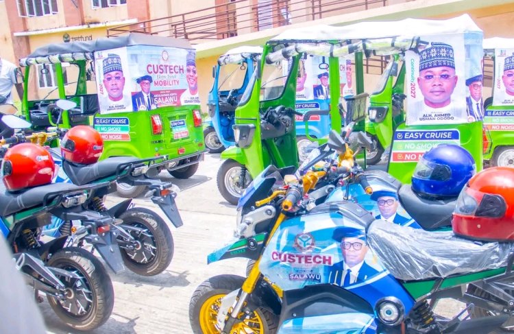 Ododo Donates Electric Tricycles, Motorbikes to CUSTECH Osara