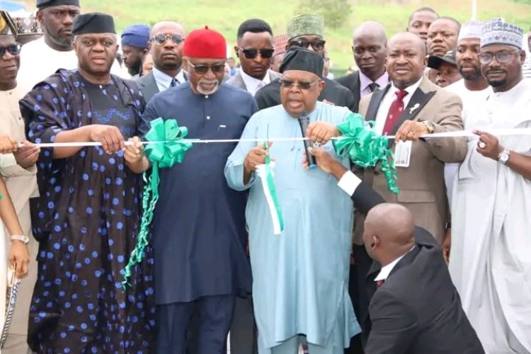 Federal Government Commissions 3MW Solar-Hybrid Power Plant at UNIABUJA