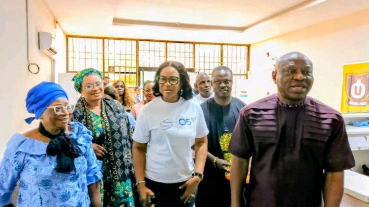 Okowa Empowers 50 Indigent UNIDEL Students