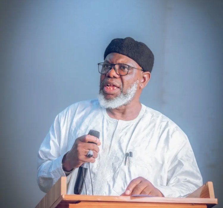 Prof. Salisu Shehu Felicitates Al-Istiqamah University on Second Combined Convocation