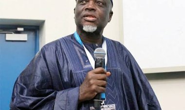 FG Urged to Retain Oloyede’s Services After 10 Years as JAMB Registrar