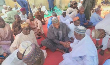 Prof. Sagir Abbas Pays Condolence Visit to Prof. Musa Tukur Yakasai