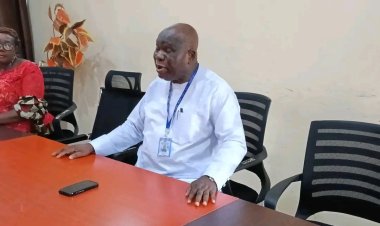 IAUE Registrar Holds Meeting with Directors and Deputy Registrars
