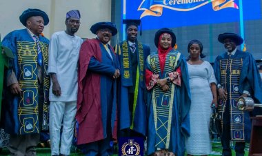 Kwara Governor Honours UNILORIN Overall Best Graduating Student with 5.0 CGPA at 41st Convocation