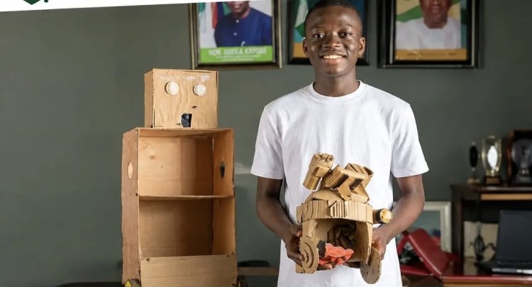 16-Year-Old Habibullah Yunus Shittu from Ilorin Builds Restaurant Robot