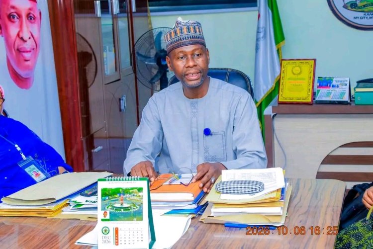 AKCILS Receives 71 Law Books from KASCEPS
