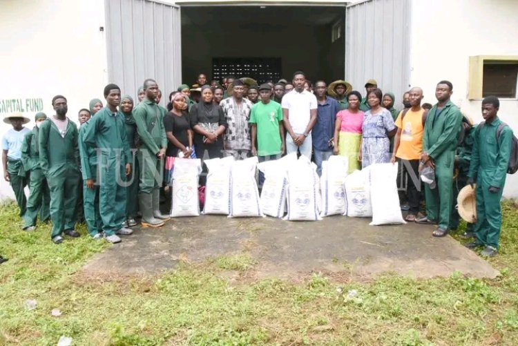 FUNAAB Receives 80 Bags of Poultry Feed from Hybrid Feeds to Support Practical Training for 1,800 Students