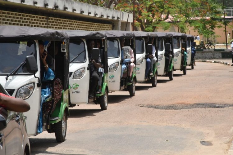 Federal Governent to Introduce CNG-Powered Buses, Tricycles in Nigerian Universities